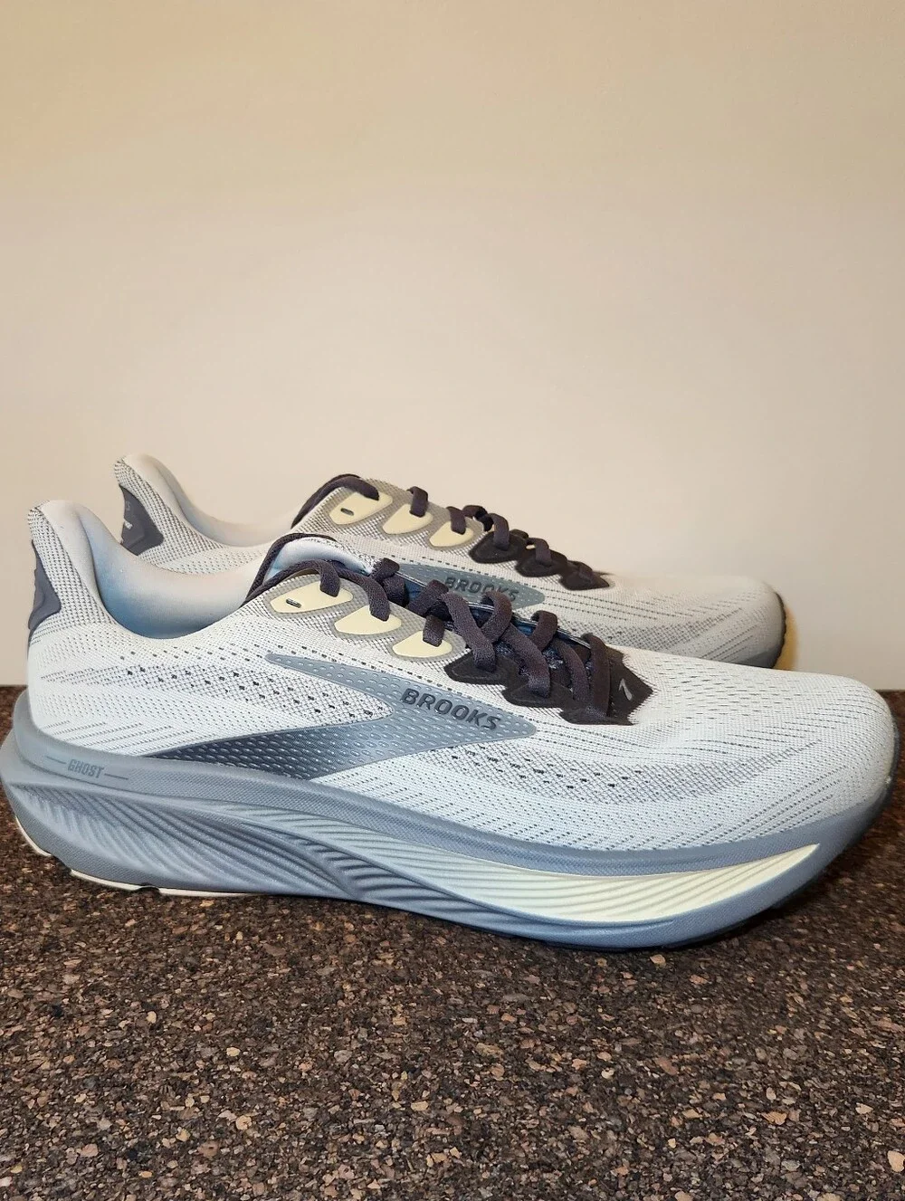 Brooks Ghost 17 Running Shoes Mens Size 10.5